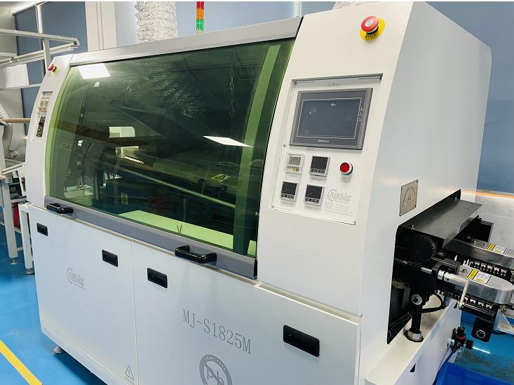 迈捷波峰焊设备